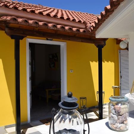 The Yellow Art Home Kalamata Ngoại thất bức ảnh