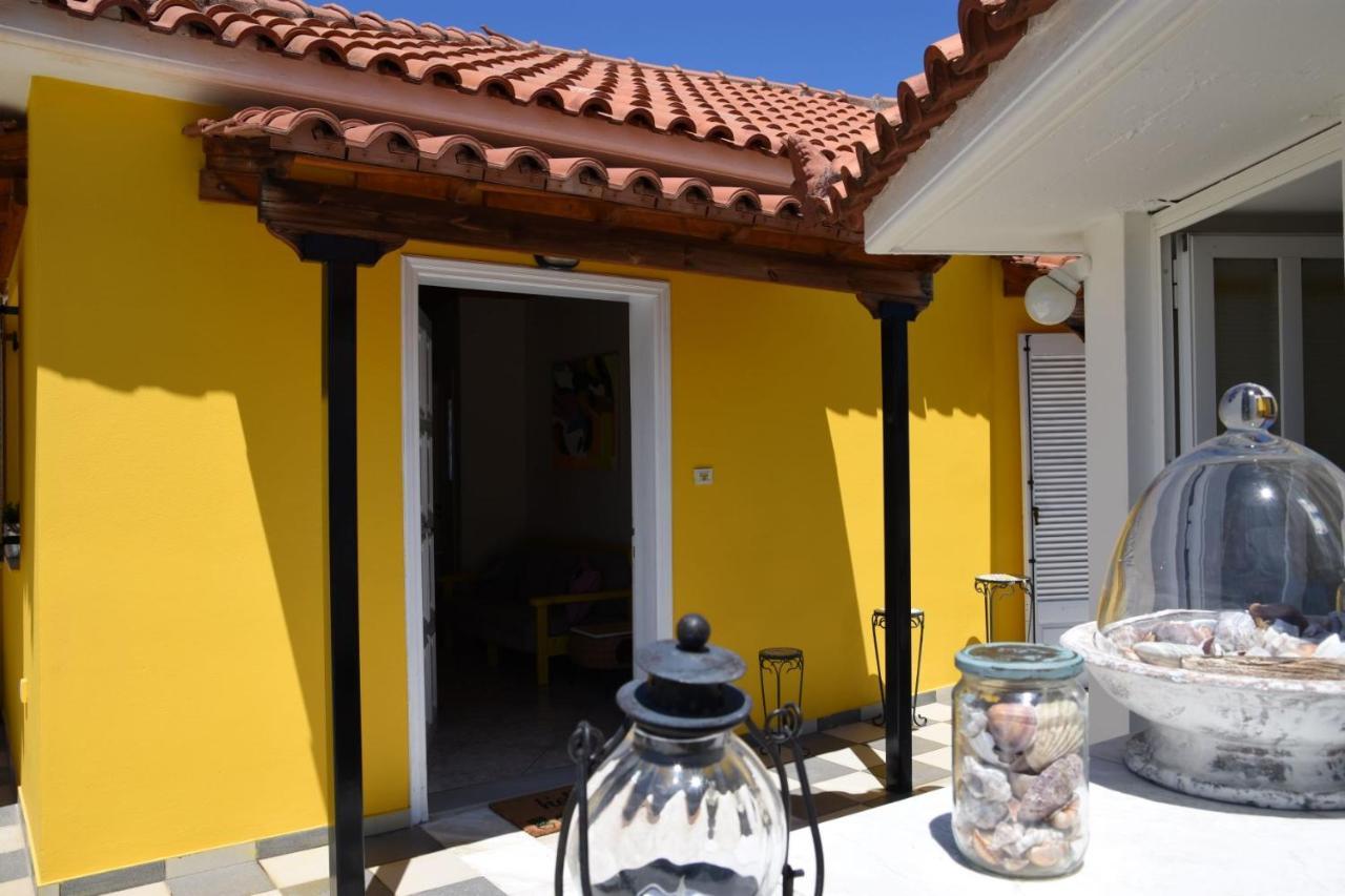 The Yellow Art Home Kalamata Ngoại thất bức ảnh